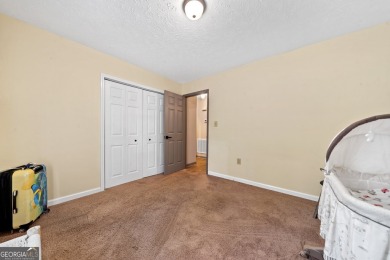 Welcome home to 11 Kingbird Ct-a beautifully updated 3 bed, 2 on Turtle Cove Golf Course in Georgia - for sale on GolfHomes.com, golf home, golf lot