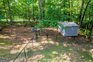 Welcome home to 11 Kingbird Ct-a beautifully updated 3 bed, 2 on Turtle Cove Golf Course in Georgia - for sale on GolfHomes.com, golf home, golf lot