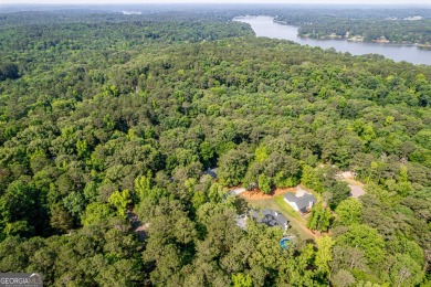 Welcome home to 11 Kingbird Ct-a beautifully updated 3 bed, 2 on Turtle Cove Golf Course in Georgia - for sale on GolfHomes.com, golf home, golf lot