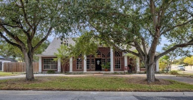 Live Large in this Spacious 5-Bedroom Home in Calallen - Near on River Hills Country Club in Texas - for sale on GolfHomes.com, golf home, golf lot