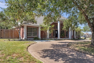 Live Large in this Spacious 5-Bedroom Home in Calallen - Near on River Hills Country Club in Texas - for sale on GolfHomes.com, golf home, golf lot