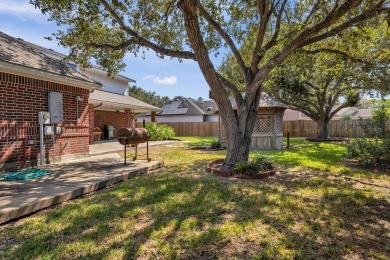 Live Large in this Spacious 5-Bedroom Home in Calallen - Near on River Hills Country Club in Texas - for sale on GolfHomes.com, golf home, golf lot