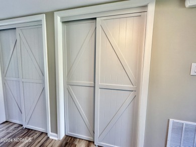This newly renovated condo nestled between the 16th and 17th on Pinehurst Resort and Country Club in North Carolina - for sale on GolfHomes.com, golf home, golf lot