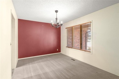 Well built, well maintained home in an incredible location! .27 on Bella Vista Country Club - Scottsdale in Arkansas - for sale on GolfHomes.com, golf home, golf lot