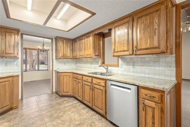 Well built, well maintained home in an incredible location! .27 on Bella Vista Country Club - Scottsdale in Arkansas - for sale on GolfHomes.com, golf home, golf lot