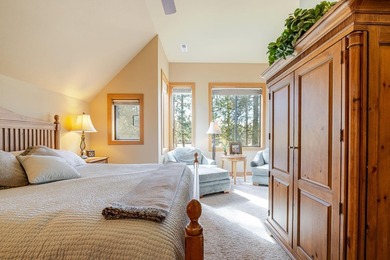 Experience refined golf course living in this beautifully on  in Oregon - for sale on GolfHomes.com, golf home, golf lot