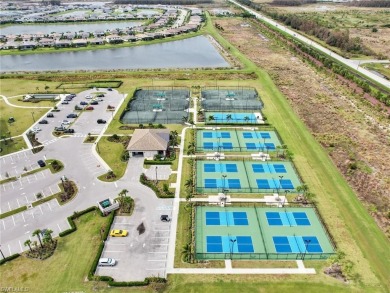 **Seller offering a $15k closing credit with the right offer!** on Old Corkscrew Golf Club in Florida - for sale on GolfHomes.com, golf home, golf lot