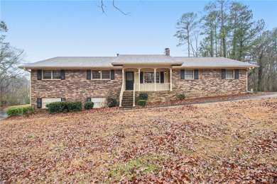 Gorgeous 4-Sided Brick Ranch homees with high vaulted ceilings on Little Mountain Golf Course in Georgia - for sale on GolfHomes.com, golf home, golf lot