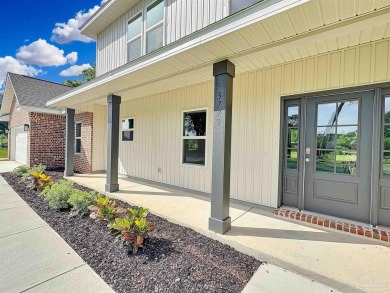 No HOA and located right on the Tanglewood Golf Course! This on Tanglewood Golf Club in Florida - for sale on GolfHomes.com, golf home, golf lot