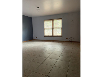 Welcome home to this spacious ranch nestled in the desirable on Orchard Valley Golf Course in Illinois - for sale on GolfHomes.com, golf home, golf lot