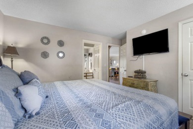 Looking for a getaway that feels like a vacation every day? This on Thousand Hills Golf Resort in Missouri - for sale on GolfHomes.com, golf home, golf lot