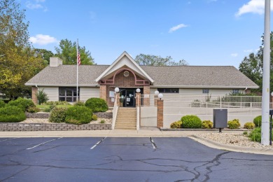 Looking for a getaway that feels like a vacation every day? This on Thousand Hills Golf Resort in Missouri - for sale on GolfHomes.com, golf home, golf lot