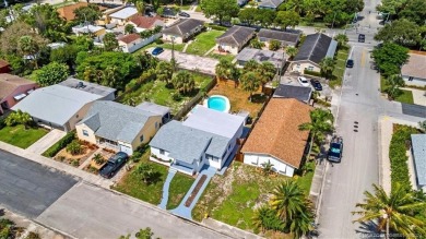 Beautifully renovated home in the heart of the Lake Worth Beach on Lake Worth Municipal Golf Course in Florida - for sale on GolfHomes.com, golf home, golf lot