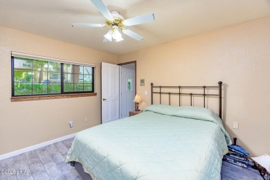 This lovely condo is located by the lakeside and is just a short on London Bridge Golf Course in Arizona - for sale on GolfHomes.com, golf home, golf lot