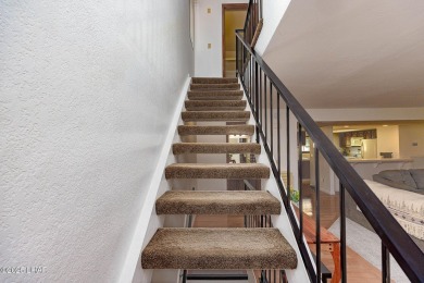 This lovely condo is located by the lakeside and is just a short on London Bridge Golf Course in Arizona - for sale on GolfHomes.com, golf home, golf lot