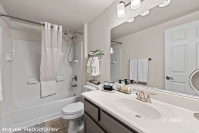 CHARMING TURNKEY CONDO!! This beautifully updated and fully on The Oasis Golf Club in Nevada - for sale on GolfHomes.com, golf home, golf lot