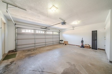 *Maple Ridge with a view!* This 4 bedroom, 2.5 bath, brick home on Maple Ridge Golf Club in Georgia - for sale on GolfHomes.com, golf home, golf lot