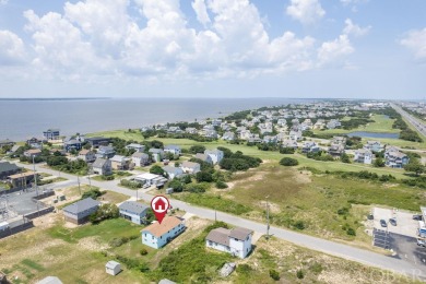 Here's a charming 3 bedroom, 2 bath renovated cottage located in on Nags Head Golf Links in North Carolina - for sale on GolfHomes.com, golf home, golf lot