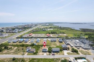 Here's a charming 3 bedroom, 2 bath renovated cottage located in on Nags Head Golf Links in North Carolina - for sale on GolfHomes.com, golf home, golf lot