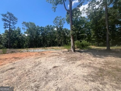 Beautiful level 1 acre corner building lot in Golf course on Hartwell Golf Club in Georgia - for sale on GolfHomes.com, golf home, golf lot