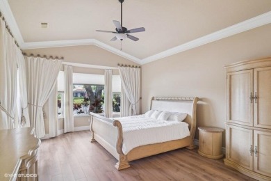 TAKE A SECOND LOOK!NEW ROOF & GUTTERS FEB. 2025! NEW SS OVEN on PGA Golf Club in PGA Village in Florida - for sale on GolfHomes.com, golf home, golf lot