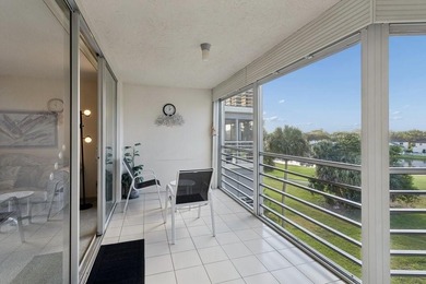 2-bed, 2-bath golf-view condo in the desirable all-ages Palm on Palm-Aire Country Club and Resort - The Oaks in Florida - for sale on GolfHomes.com, golf home, golf lot