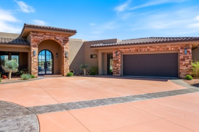 LUXURY ESTATE IN THE LEDGES! Custom-built home on a .54 acre lot on The Ledges Golf Club in Utah - for sale on GolfHomes.com, golf home, golf lot