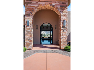 LUXURY ESTATE IN THE LEDGES! Custom-built home on a .54 acre lot on The Ledges Golf Club in Utah - for sale on GolfHomes.com, golf home, golf lot