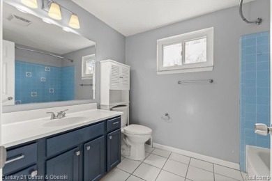 **WOW**2100+ SQ FT ABSOLUTELY BEAUTIFUL 4 BEDROOM, 2 AND A HALF on Lochmoor Club in Michigan - for sale on GolfHomes.com, golf home, golf lot
