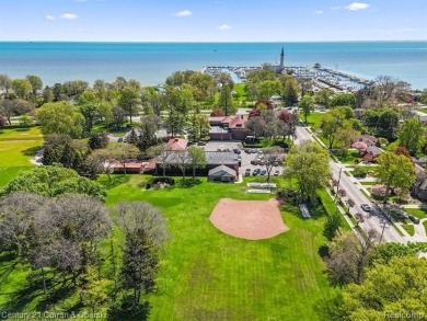**WOW**2100+ SQ FT ABSOLUTELY BEAUTIFUL 4 BEDROOM, 2 AND A HALF on Lochmoor Club in Michigan - for sale on GolfHomes.com, golf home, golf lot