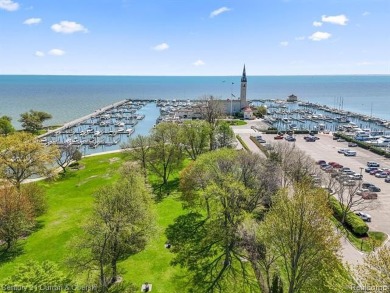 **WOW**2100+ SQ FT ABSOLUTELY BEAUTIFUL 4 BEDROOM, 2 AND A HALF on Lochmoor Club in Michigan - for sale on GolfHomes.com, golf home, golf lot