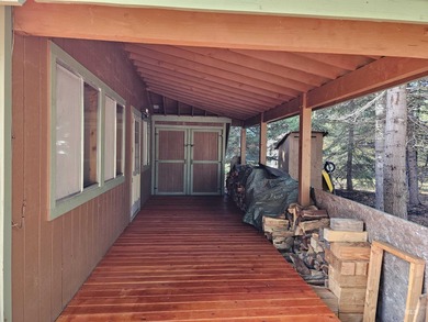 Cute as a button cabin in a great in town location! This 3 on McCall Municipal Golf Course in Idaho - for sale on GolfHomes.com, golf home, golf lot