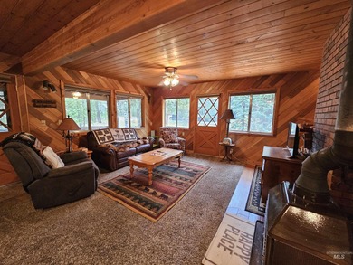 Cute as a button cabin in a great in town location! This 3 on McCall Municipal Golf Course in Idaho - for sale on GolfHomes.com, golf home, golf lot