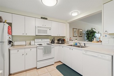 Meticulous 2/2 condo in a gorgeous Bayside setting, offering on Terra Ceia Golf and Country Club in Florida - for sale on GolfHomes.com, golf home, golf lot