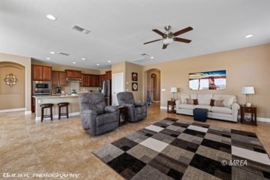 WELCOME HOME to Sun City Mesquite NV.  Indoor and Outdoor Living on Conestoga Golf Club in Nevada - for sale on GolfHomes.com, golf home, golf lot