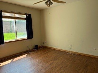 Welcome to this beautifully UPDATED 1267 sq. ft., 2-bedroom, 1 on The Links at Carillon in Illinois - for sale on GolfHomes.com, golf home, golf lot