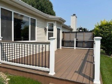 Welcome to this beautifully UPDATED 1267 sq. ft., 2-bedroom, 1 on The Links at Carillon in Illinois - for sale on GolfHomes.com, golf home, golf lot
