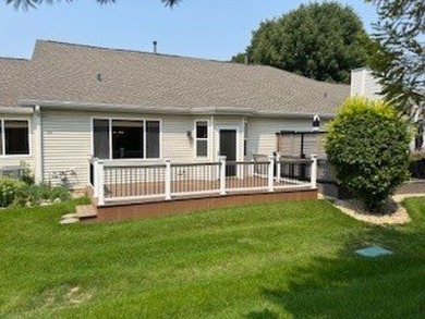 Welcome to this beautifully UPDATED 1267 sq. ft., 2-bedroom, 1 on The Links at Carillon in Illinois - for sale on GolfHomes.com, golf home, golf lot