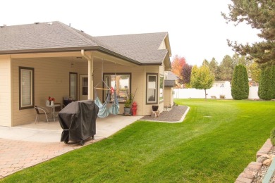 Impeccably kept home and amazing yard close to Purple Sage Golf on Purple Sage Golf Course in Idaho - for sale on GolfHomes.com, golf home, golf lot