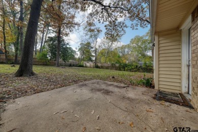 This lovely single-story home combines comfort, style, and on Hide-A-Way Lake Golf Course in Texas - for sale on GolfHomes.com, golf home, golf lot