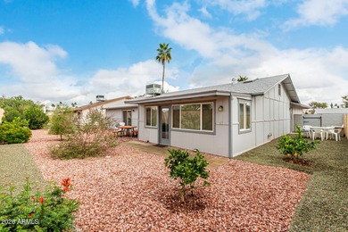 Step through the double entry doors into a comfortable on Ahwatukee Country Club in Arizona - for sale on GolfHomes.com, golf home, golf lot