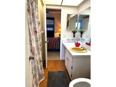 !!MOTIVATED SELLER - BRIGHT & PEACEFUL 2/1 FIRST-FLOOR CONDO!! on Leisureville Community Association in Florida - for sale on GolfHomes.com, golf home, golf lot