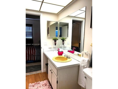 !!MOTIVATED SELLER - BRIGHT & PEACEFUL 2/1 FIRST-FLOOR CONDO!! on Leisureville Community Association in Florida - for sale on GolfHomes.com, golf home, golf lot