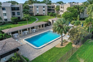 Welcome to this 2-bedroom, 2-bathroom turn key condo, perfectly on Lakewood Country Club in Florida - for sale on GolfHomes.com, golf home, golf lot