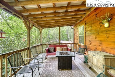 Adorable one bedroom, one bath Green River Cabin in the resort on Land Harbor Golf Course in North Carolina - for sale on GolfHomes.com, golf home, golf lot