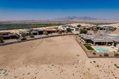 This is a VERY rare single level lot in the Refuge that can on The Refuge Golf and Country Club in Arizona - for sale on GolfHomes.com, golf home, golf lot