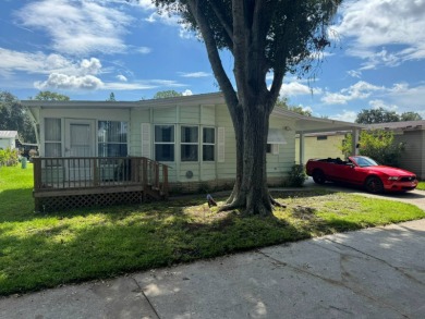If you love to cook or entertain, this house a winner! The on Golden Lakes Golf Course in Florida - for sale on GolfHomes.com, golf home, golf lot