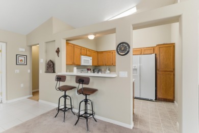 Fabulous SunRiver Twin Home! Lightly used 2nd home in excellent on Sunriver Golf Club in Utah - for sale on GolfHomes.com, golf home, golf lot