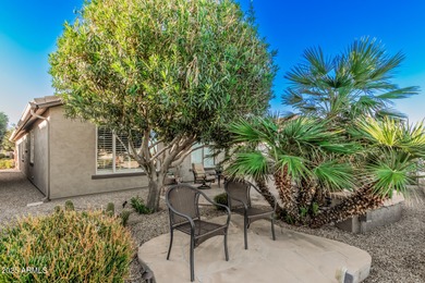 Immaculate single-level home with a bright, open floor plan on The Golf Club At Johnson Ranch in Arizona - for sale on GolfHomes.com, golf home, golf lot