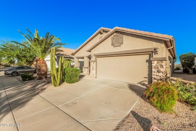 Immaculate single-level home with a bright, open floor plan on The Golf Club At Johnson Ranch in Arizona - for sale on GolfHomes.com, golf home, golf lot
